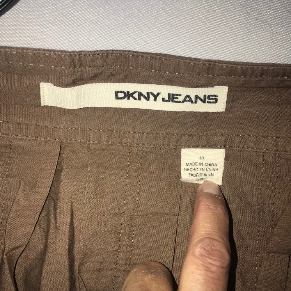 DKNY Chocolate Brown Floral skirt. Size 10 GUC - Picture 7 of 7